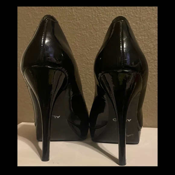 Aldo black patent platform peep toe heels size 8 - Picture 4 of 4